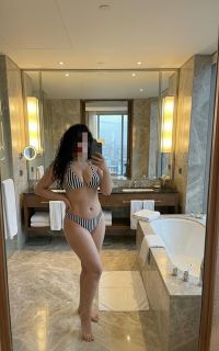 25 yaşlı bayan PARLA. BDSM mevcut