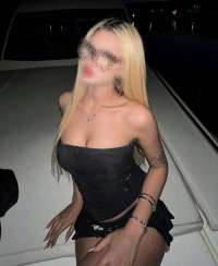 Atakum Escort Dilara. Kendi yerinde görüşme yapıyor