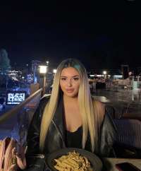 Bayan Feyza. Saksoda iddaliyim 