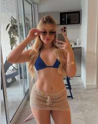 Büyük gögüşlü escort DURU