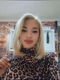 Escort Lina Üniversite öğrencisiyim