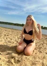 İzmirden gelen Escort Lidya