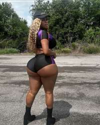 Samsun escort bayan Mona. 2 bayan