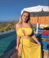 Sarışın balık etli bayan Lalezar