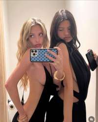 Seleni SEKSAPEL ESCORT. 2 bayan
