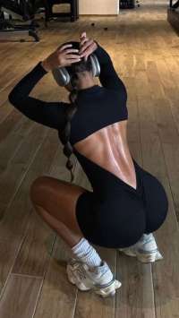 Sevgili Tadında Samsun escort İZEL