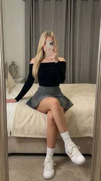 Yeşil gözlü büyük göğüslü İREM