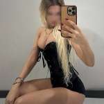 Atakum Escort Dilara. Kendi yerinde görüşme yapıyor