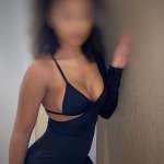 Escort mesleğinde profesyonel olan Asya