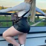 İzmirden gelen Escort Lidya