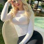 İzmir’den yeni gelen bayan Reyhan