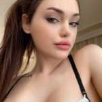 Kendi yeri olan escort Ezginur