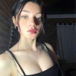 Yeni gelen bayan LALE