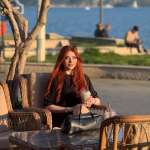 Yeni gelen bayan Yaprak
